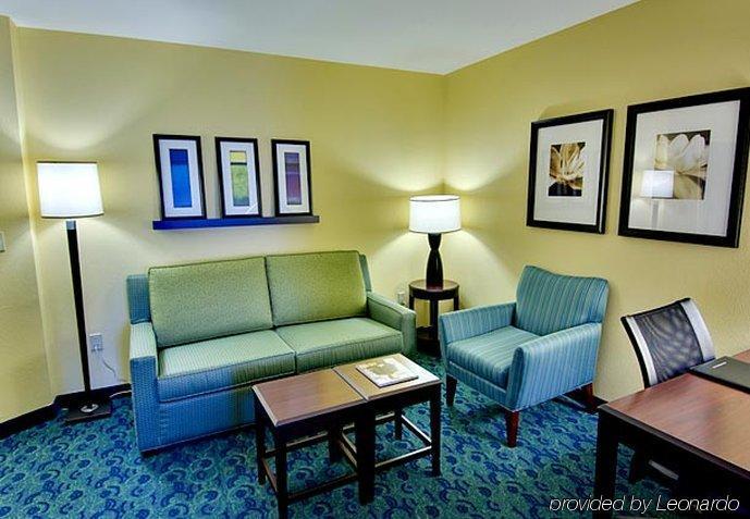 Springhill By Marriott Riverside 3* Corona
