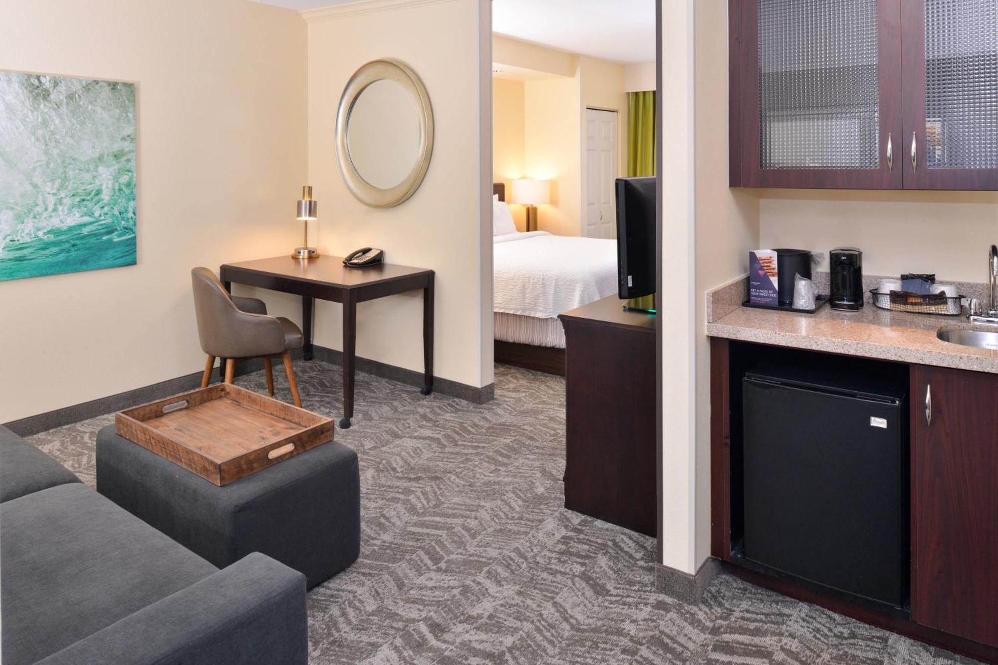 Hotel Springhill By Marriott Riverside