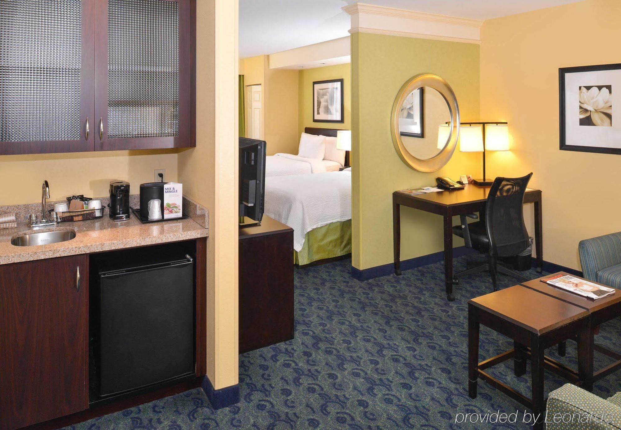 Springhill By Marriott Riverside Hotel